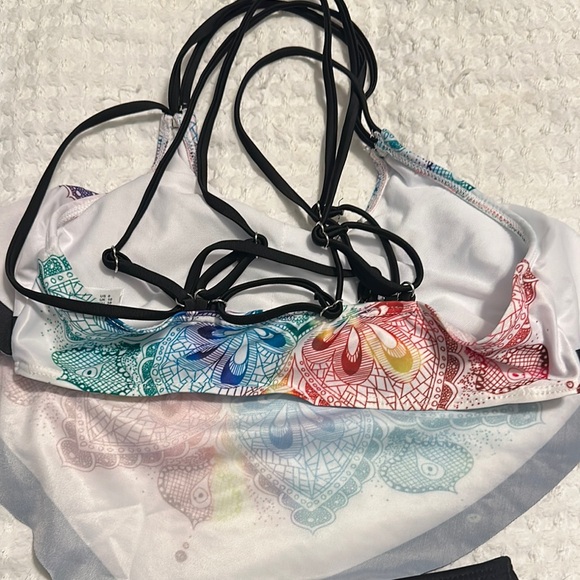 Colorful Patterned Bikini Set - Picture 3 of 5